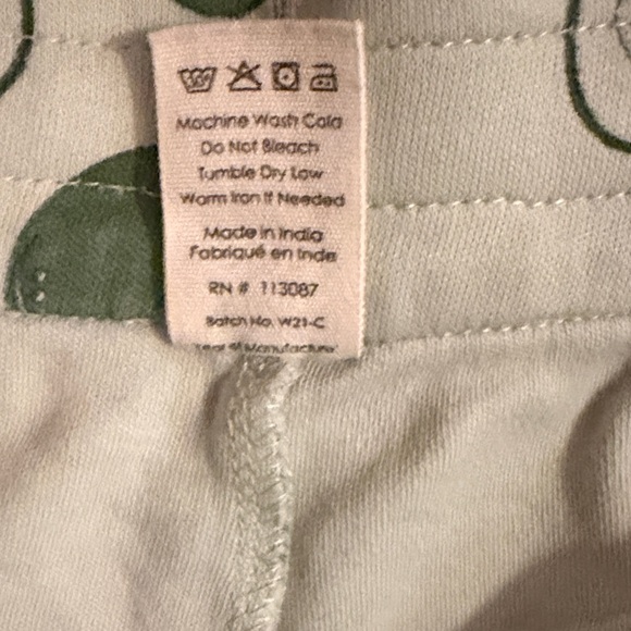 Kate Quinn Green Apple 🍏 Print Ruffle Sleep Shorts - Picture 3 of 7